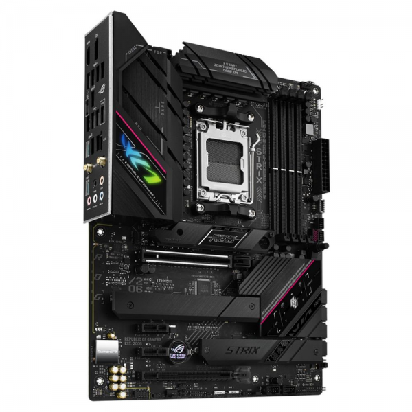 Материнская плата ASUS ROG STRIX B650E-F GAMING WIFI AM5 ATX 4xDDR5 2xPCIEx16 2хPCIEx1 3xM.2 2хUSB-C DP HDMI 2.5GLAN Wi-Fi 6E (90MB1BQ0-M0EAY0)