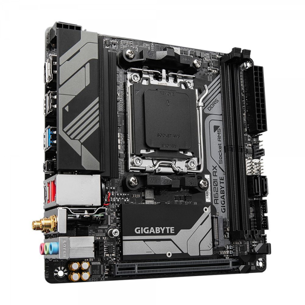 Материнская плата Gigabyte A620I AX, Socket AM5, AMD A620, 2xDDR5-5200, HDMI+DP, 1xPCI-Ex16, 2xSATA3(RAID 0,1), 1xM.2, 8 Ch Audio, 2.5GbLan, WiFi, (2+2)xUSB2.0, (3+2)xUSB3.2, (1+1)xUSB3.2 Type-C™, Mini-ITX, RTL
