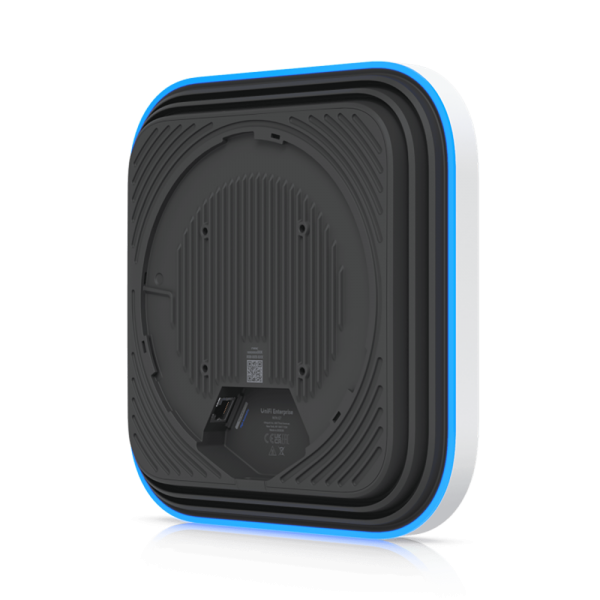 Точка доступа Wi-Fi Ubiquiti UniFi E7 AP 2,4+5+6 ГГц, Wi-Fi 7, 4х4 MU-MIMO, 802.3bt, 1х 10G RJ45, 1х 1G RJ45