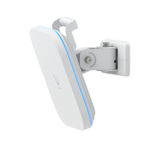 Точка доступа Wi-Fi Ubiquiti UniFi E7 AP Campus 2,4+5+6 ГГц, Wi-Fi 7, 4х4 MU-MIMO, 802.3bt, 1х 10G RJ45, 1х 1G RJ45