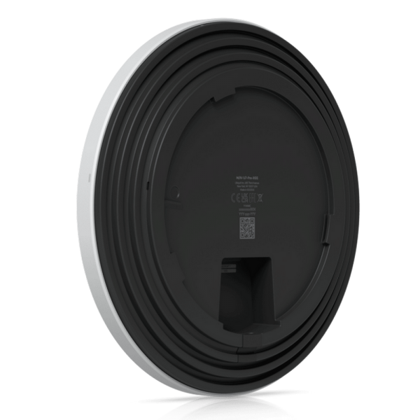 Точка доступа Wi-Fi Ubiquiti UniFi 7 AP Pro XGS 2,4+5+6 ГГц, Wi-Fi 7, 4х4 MU-MIMO, 802.3bt, 1х 10G RJ45