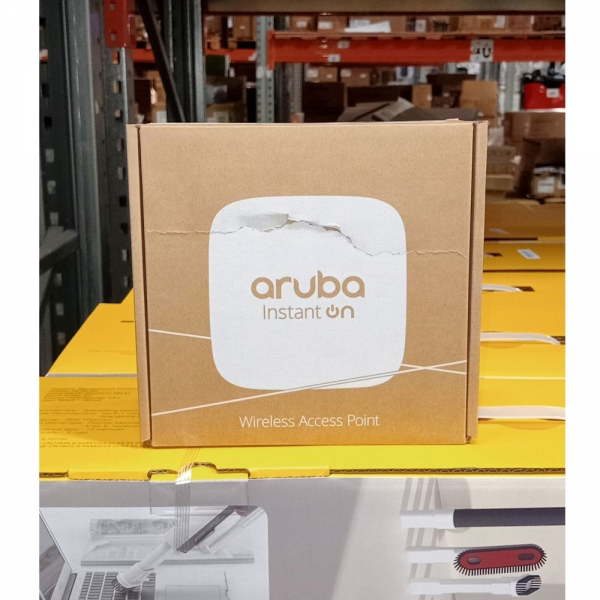 Точка доступа Wi-Fi HPE Bad Pack R2W96A Aruba Instant On AP11 Access Point bp