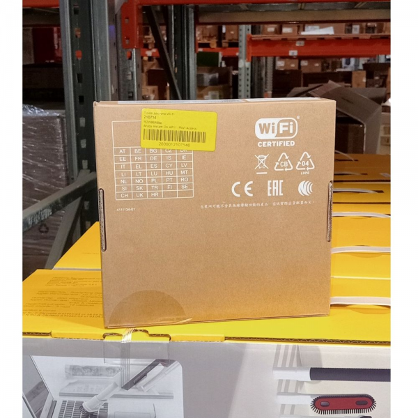 Точка доступа Wi-Fi HPE Bad Pack R2W96A Aruba Instant On AP11 Access Point bp