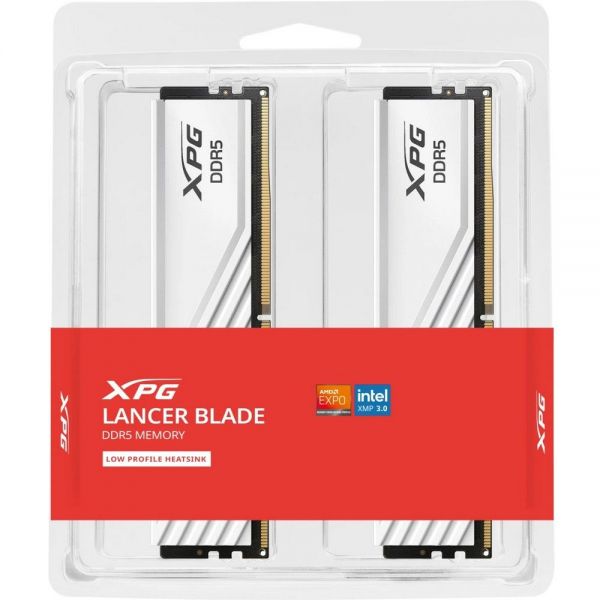 Модуль памяти ADATA 16GB DDR5 6000 DIMM XPG Lancer Blade RGB