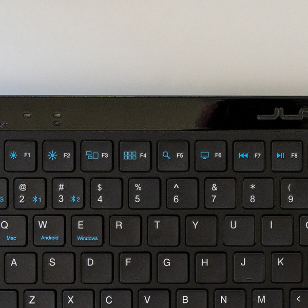 Беспроводная клавиатура JBuds Keyboard(IEUKJBUDSKEYRBLK4/KJBUDSKEYRBLK4)