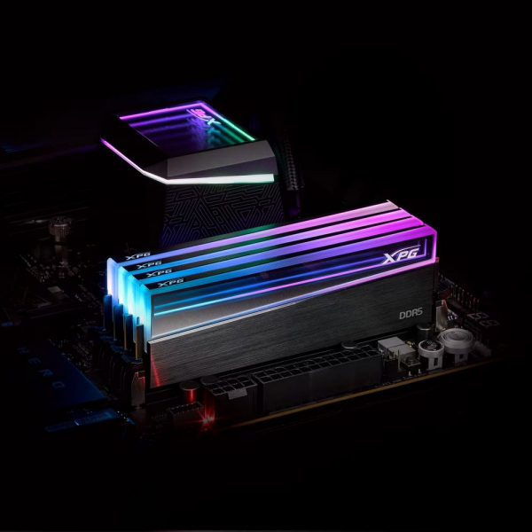 Модуль памяти XPG 16GB DDR5 5600 DIMM XPG NOVAKEY RGB AX5U5600C4616G-CNKRBK On-Die ECC, CL46-45-45, 1.1V, Heat Shield, RTL